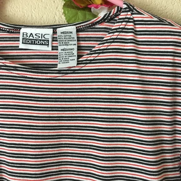 Vintage 90s basic top - Picture 2 of 3